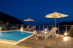 Pool - Luxury 6 bedroom villa with stunning views of the Ionian sea in Mikros Gialos (Mikros Gialos Lefkada)