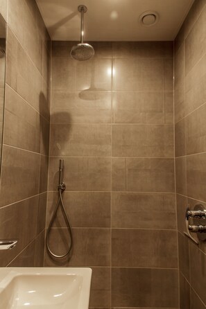 Dusche, Toilettenpapier