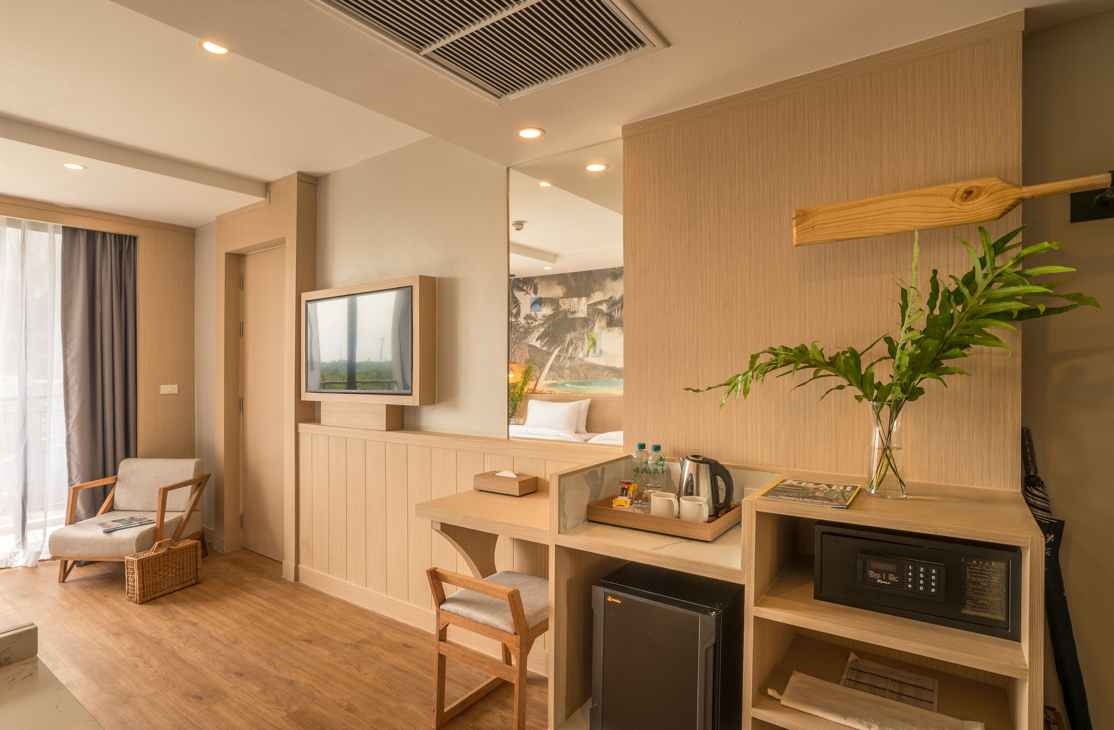 deluxe limestone cliff view | 1 bedroom, desk, soundproofing, iron/ironing board