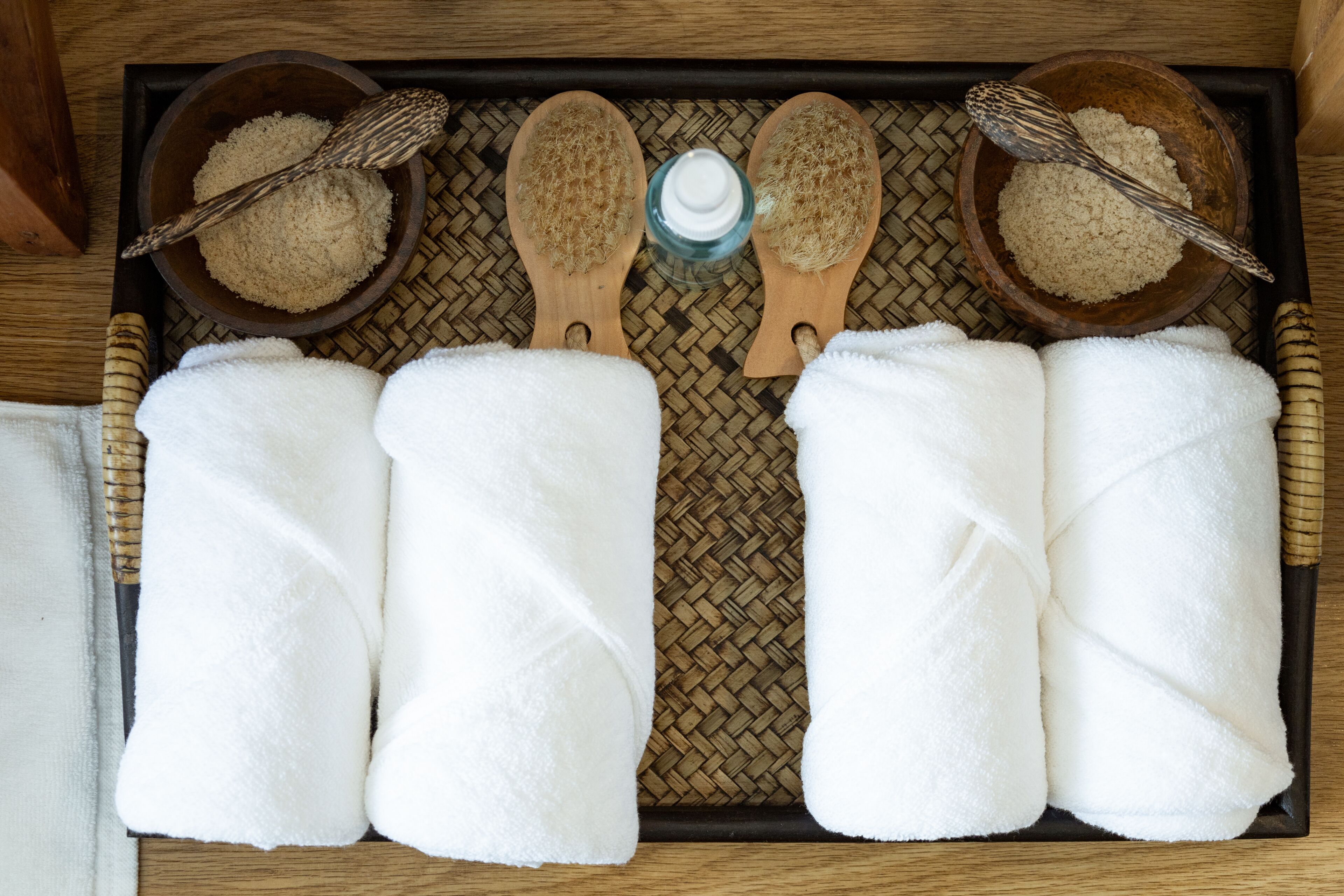 couples treatment room(s), body treatments, aromatherapy