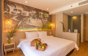 Deluxe Room with Pool View  | In-room safe, desk, blackout curtains, soundproofing - Sea Seeker Krabi Resort (Krabi)