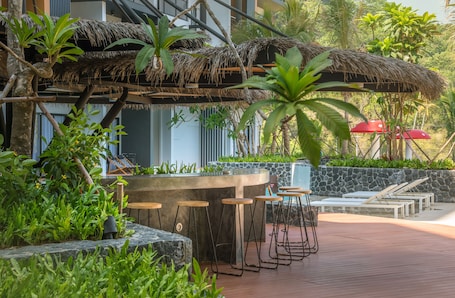 Poolside bar. Sea Seeker Krabi Resort