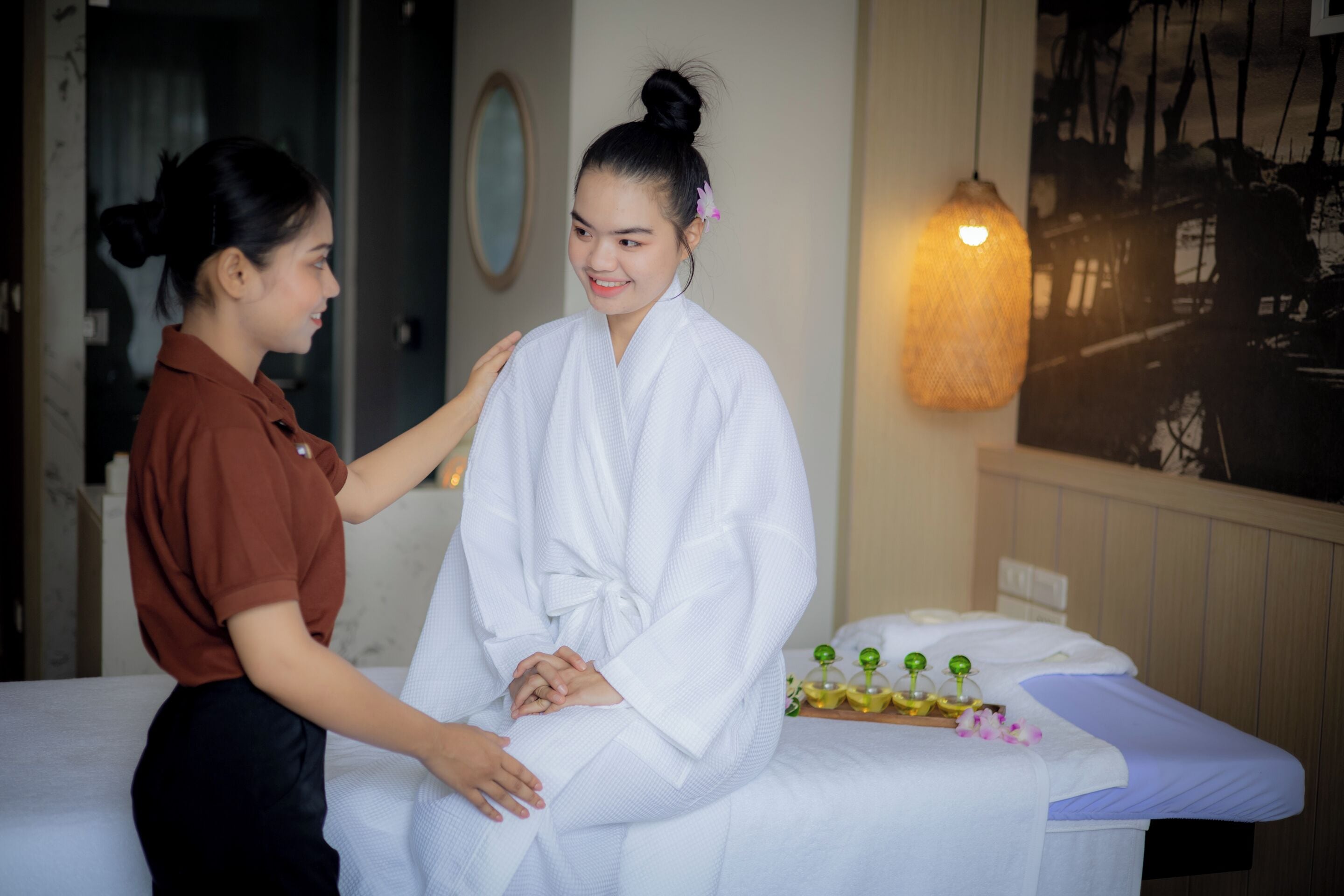 Couples treatment room(s), body treatments, aromatherapy