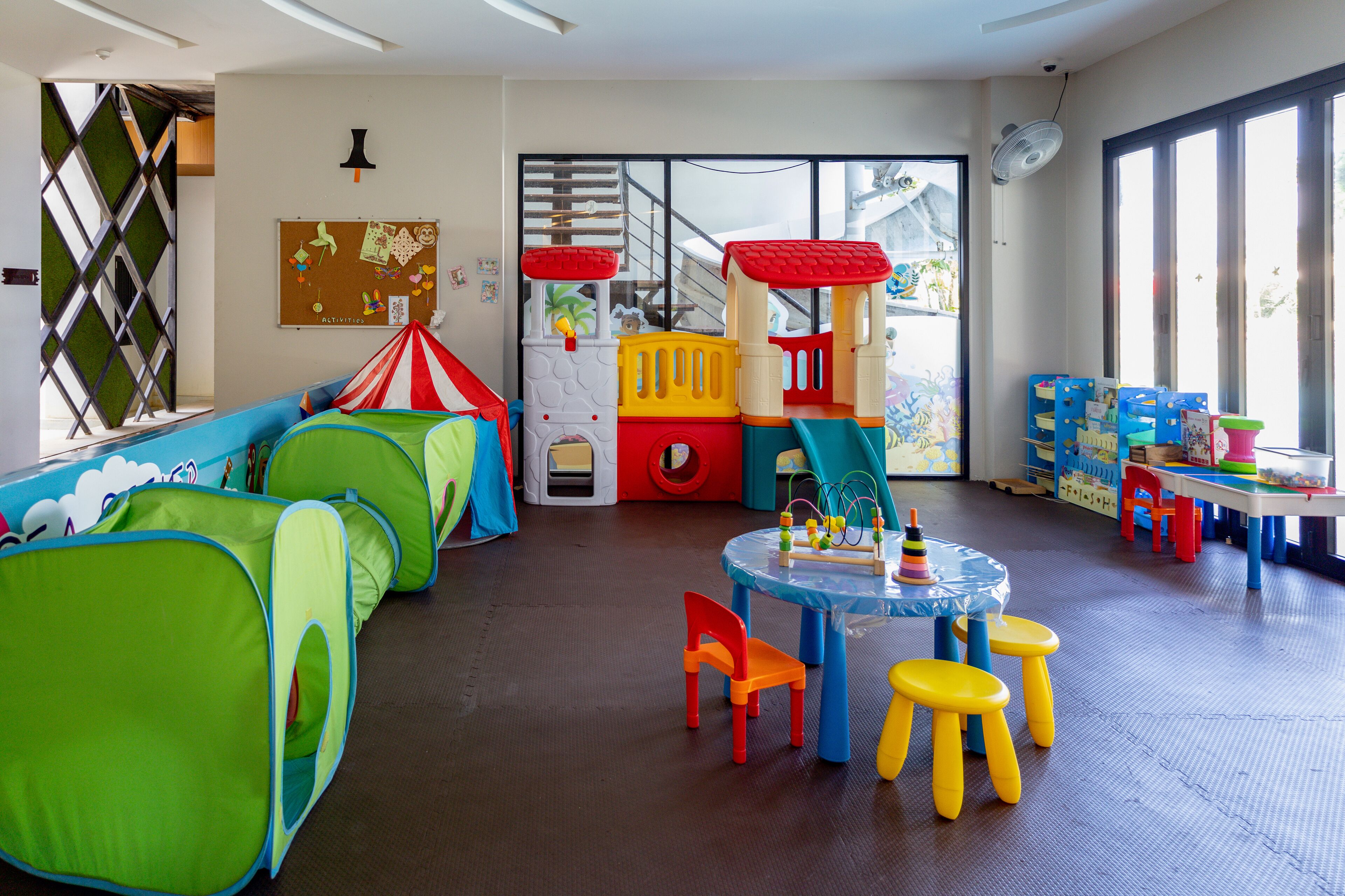 children’s play area – indoor