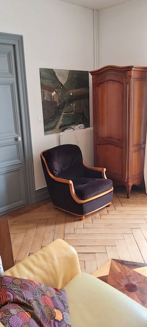 Boeken en een kantoor