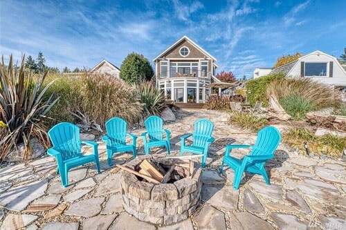 Stand-Alone Studio: Wollochet Bay waterfront access