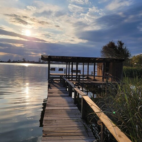 ♦️WATERFRONT CABIN #2♦️ Lake Livingston, Onalaska, Texas Reviews, Deals u0026  Photos 2023 - Expedia
