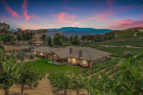 Kävelymatkan päässä Leonessin viinitilasta! 5 minuuttia tai vähemmän kaikista Temeculan viinitiloista