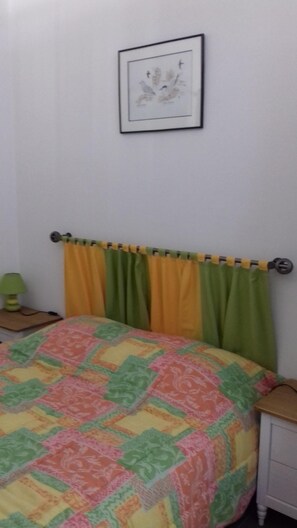 Tabla de planchar con plancha 