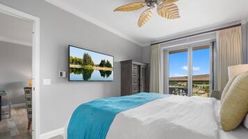 1 habitación, tabla de planchar con plancha y cuna de viaje