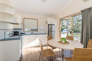 Cabin, 2 Bedrooms, Partial Ocean View (Mariner) | Private kitchen