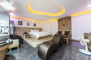 Premium Room | Individually decorated, individually furnished, free WiFi - Hotel CT (Bucheon)