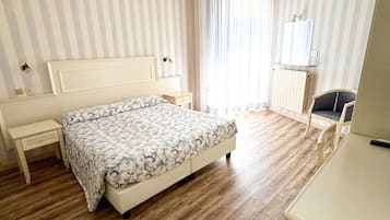 Zimmersafe, kostenloses WLAN, Bettwäsche, Rollstuhlgeeignet