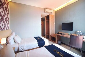 Superior Twin Room (Sadewa) - D'Kalpa Hotel Demangan Yogyakarta (Yogyakarta)