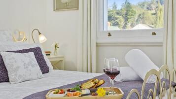 Sterling 3 | Egyptian cotton sheets, premium bedding, down comforters