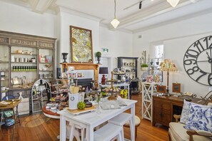 Gift shop