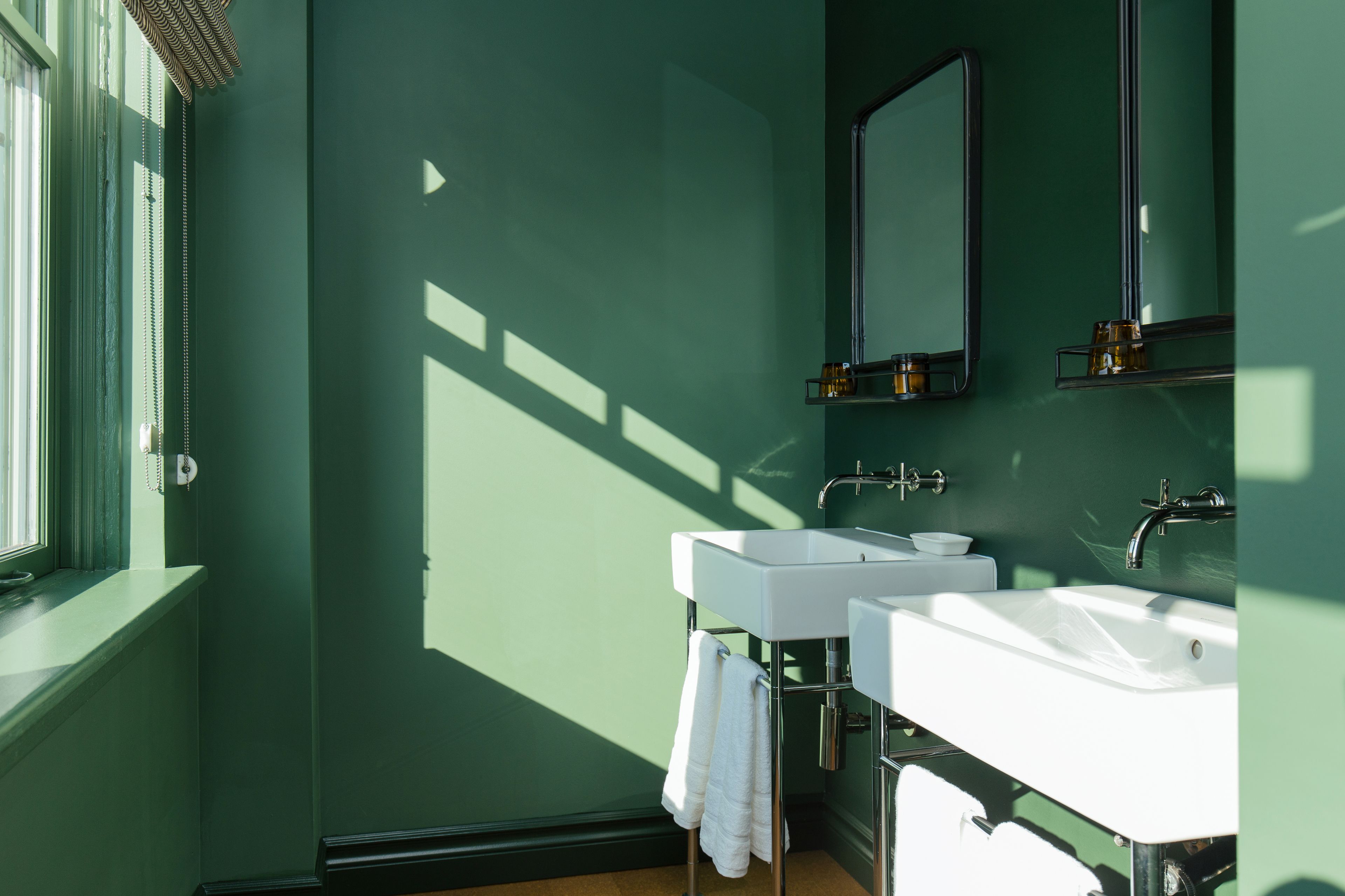 deluxe room, 1 king bed (the king studio) | egyptian cotton sheets, premium bedding, minibar, in-room safe