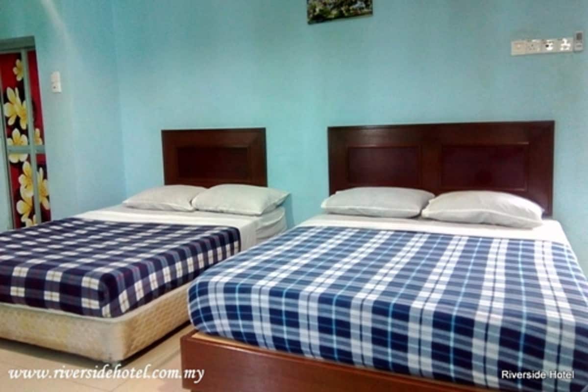 Chambre Quadruple Standard, 2 grands lits, vue ville
