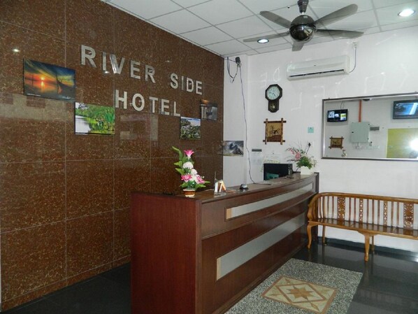 Reception - Riverside Hotel (Mersing)