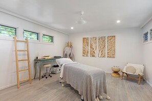 Utendørs behandlingsområde og kroppsbehandlinger