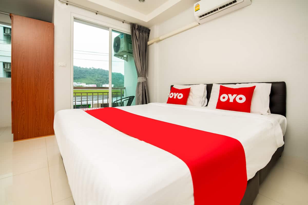 Standard Double Room | Desk, laptop workspace, free WiFi