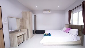 Desk, rollaway beds, free WiFi - More Do Home Pool Villa Hua Hin (Hua Hin)