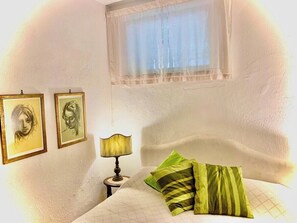 2 bedrooms, iron/ironing board, free WiFi - Villa le Olivine Less then 5 min to Sorrento (Sorrento)