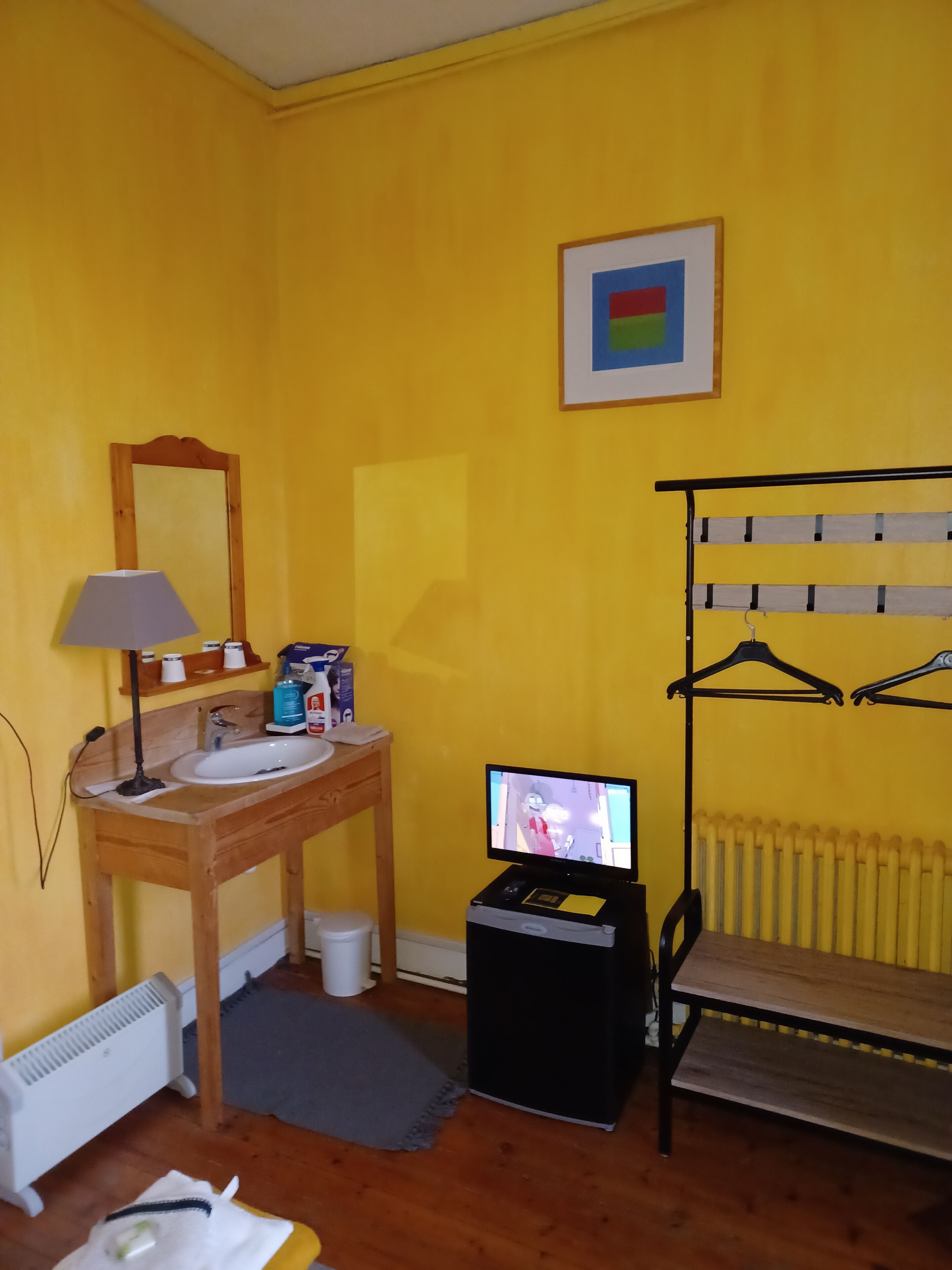 twin room | minibar, iron/ironing board, free wifi, bed sheets