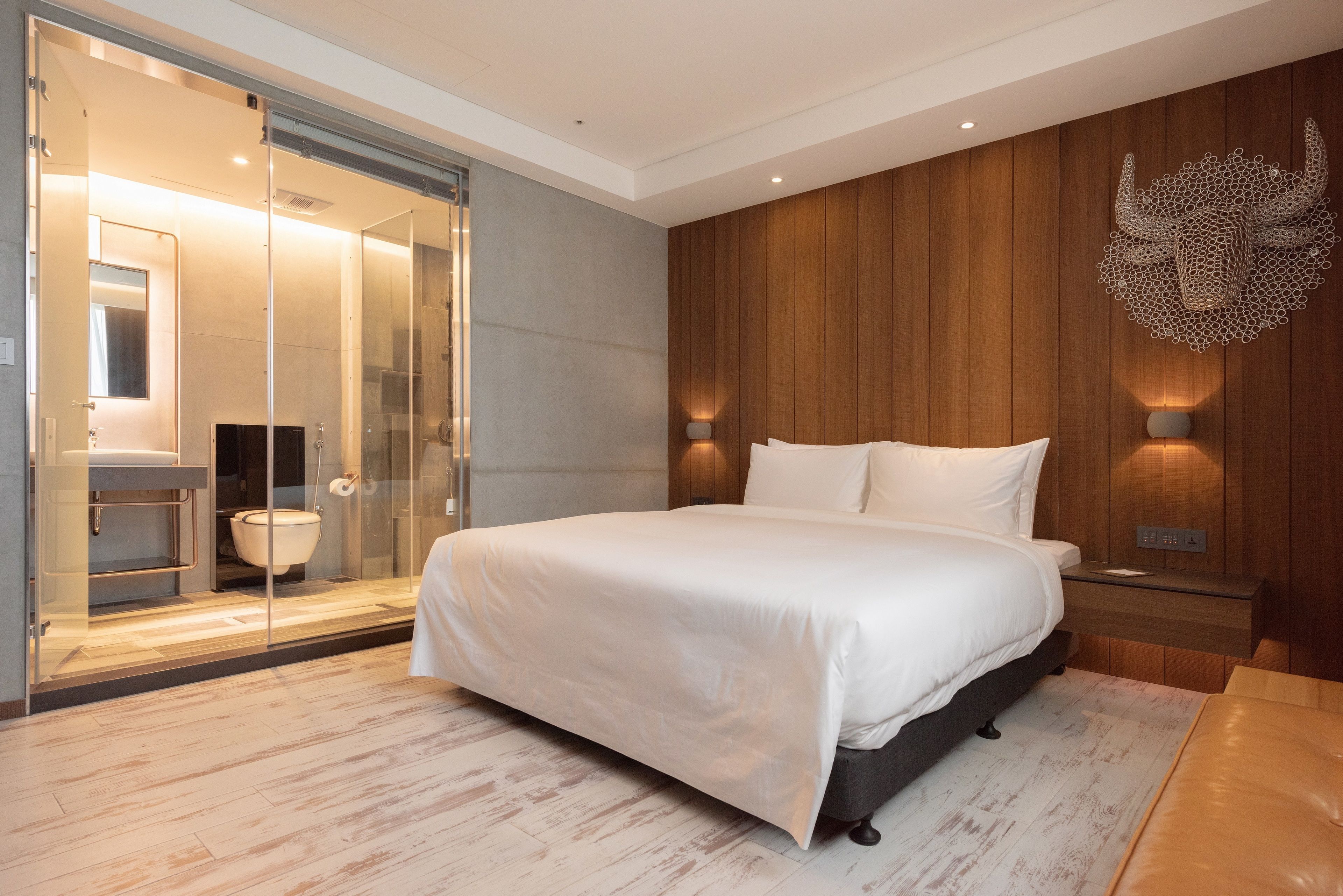king room | 1 bedroom, premium bedding, free minibar, in-room safe