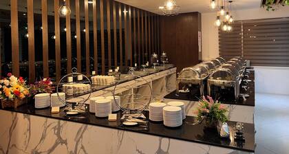 D Arc Hotel