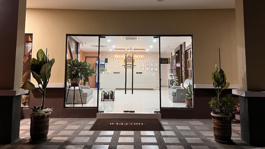 D Arc Hotel