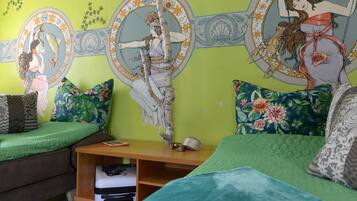 1 bedroom, in-room safe, WiFi, bed sheets