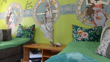 1 habitación, caja de seguridad en la habitación, wifi y ropa de cama