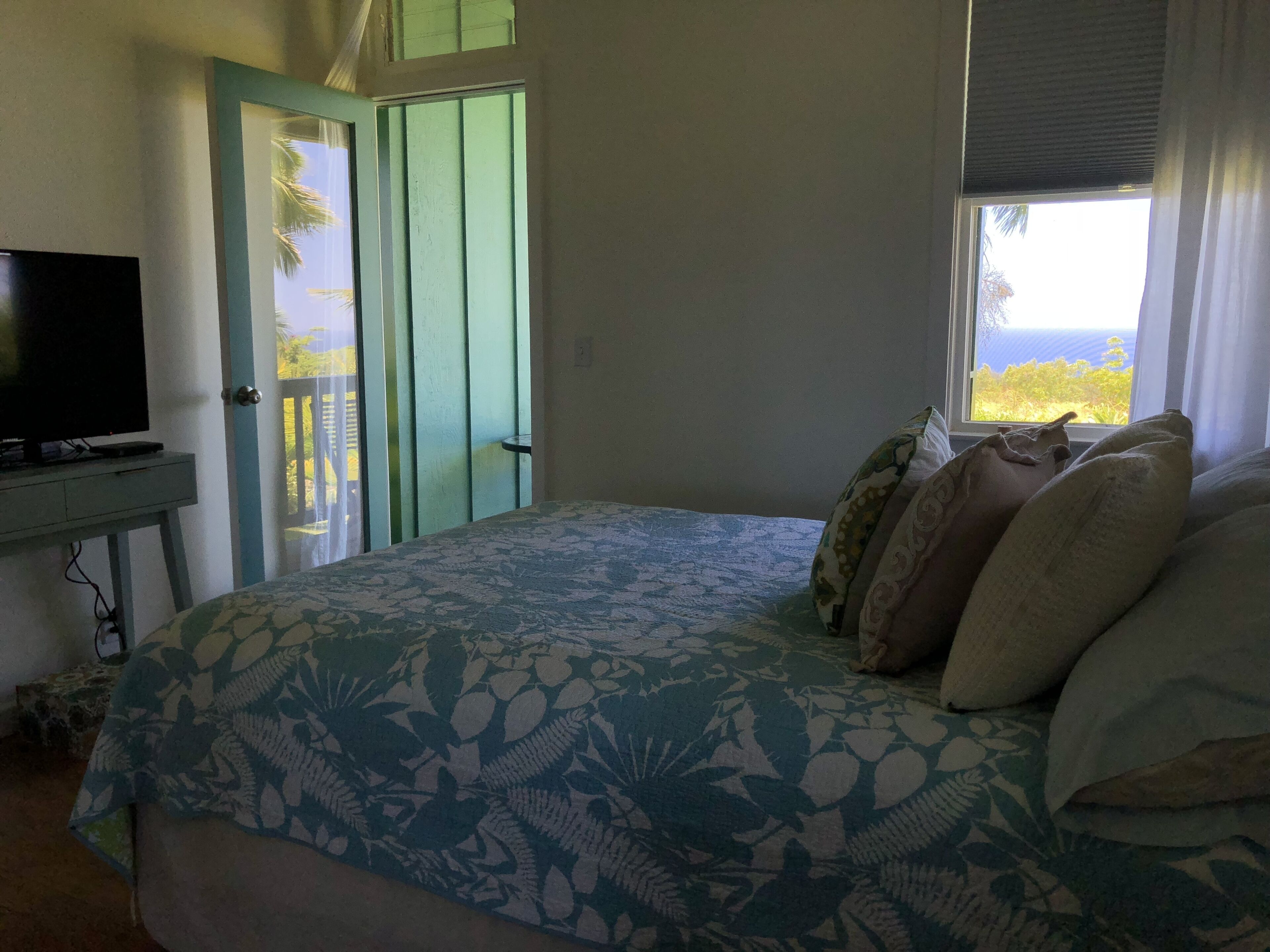 1 bedroom, desk, free WiFi, bed sheets