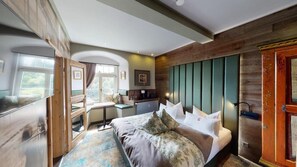 Individually decorated, individually furnished, soundproofing, free WiFi