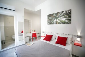 Deluxe Double Room, Balcony