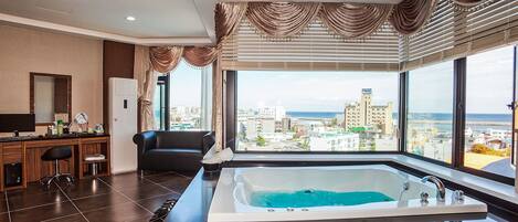 Royal-Doppelzimmer (A) | Komfortbadewanne