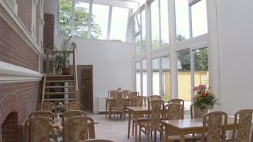 Desayuno buffet incluido todos los días