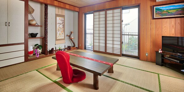 ヴィラ | デスク、WiFi (無料)、ベッドシーツ