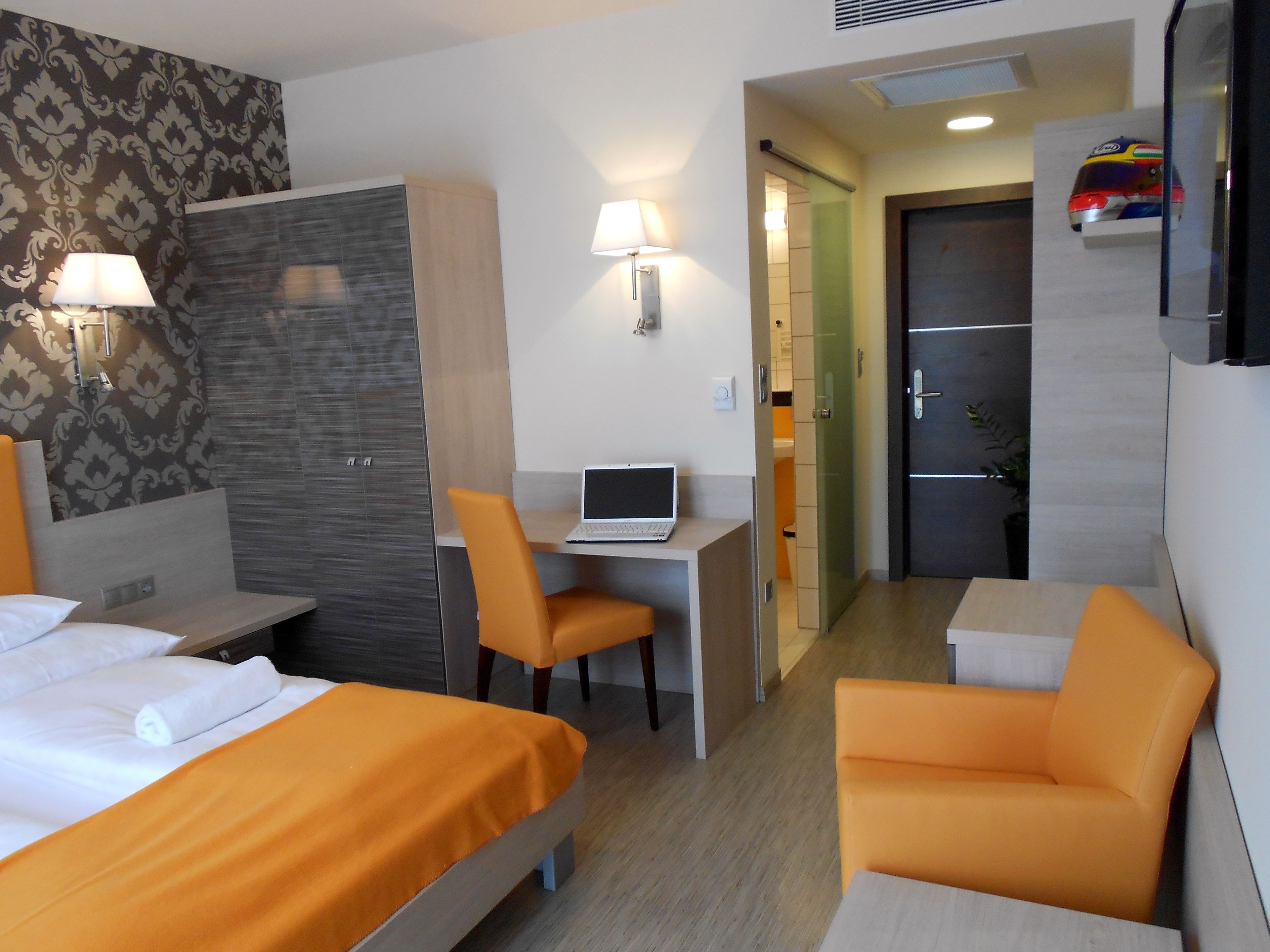 minibar, in-room safe, soundproofing, iron/ironing board