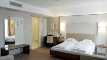 Phòng Suite | Minibar, két bảo mật tại phòng, phòng cách âm