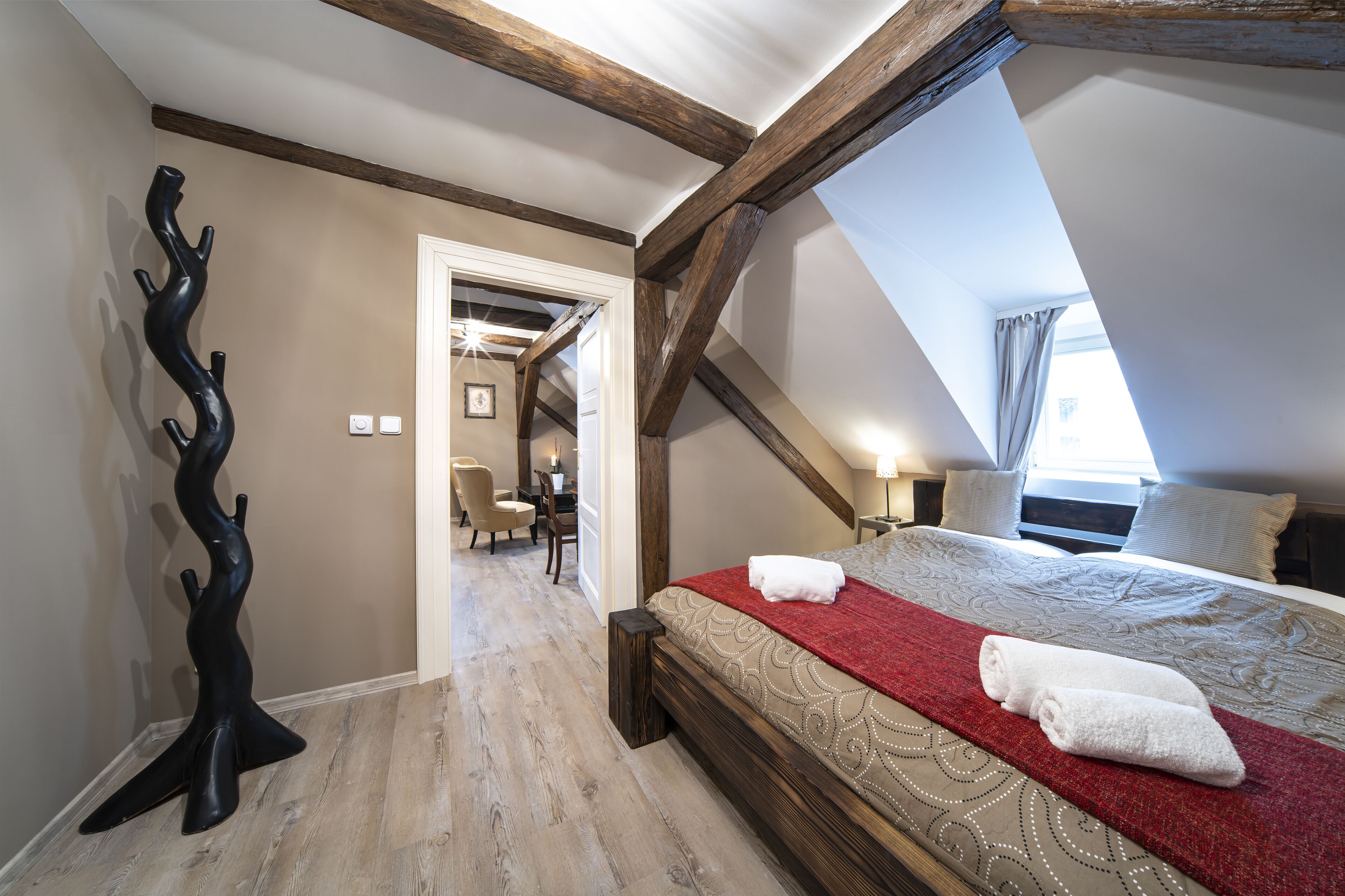 Comfort Penthouse, 3 Bedrooms, 2 Bathrooms, Courtyard View | In-room safe, desk, blackout curtains, iron/ironing board