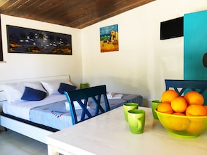 Family Studio, 1 Queen Bed with Sofa bed, Sea View