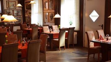 2 Restaurants, regionale Küche