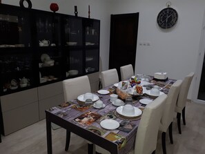 Free daily on-the-go breakfast - Fauzia B&B (Hamrun)