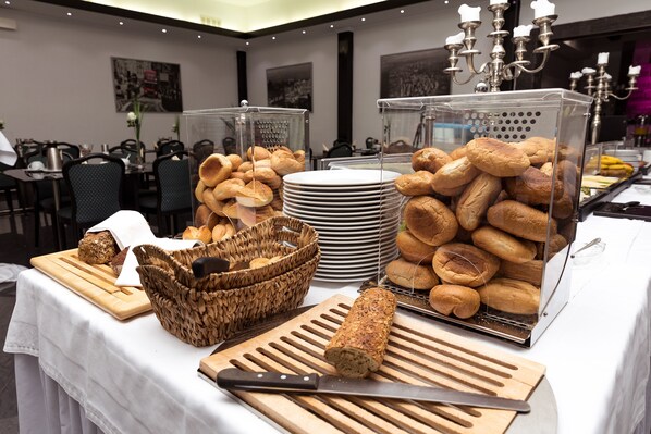 Petit déjeuner buffet