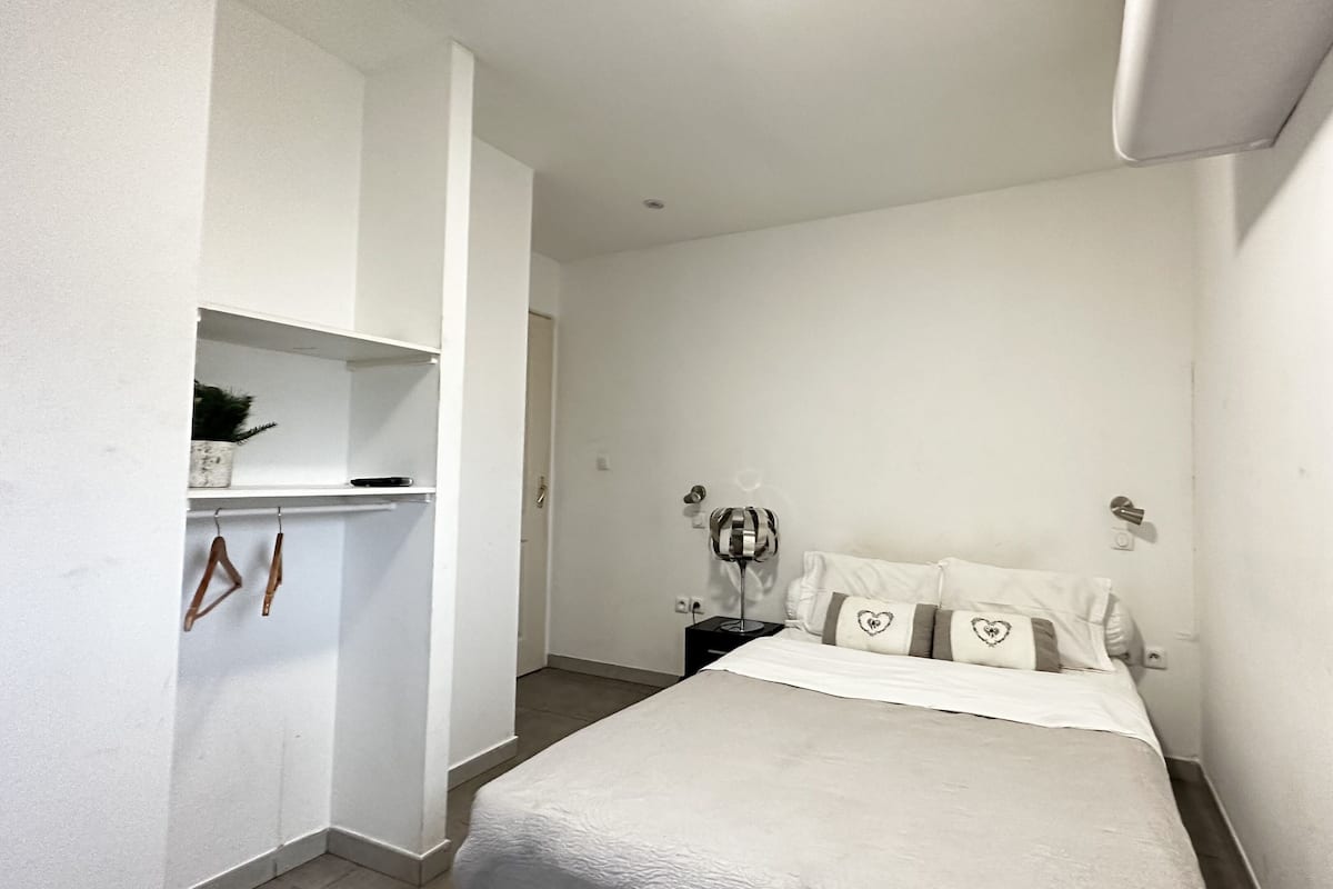 10 quartos, roupas de cama premium, quartos à prova de som