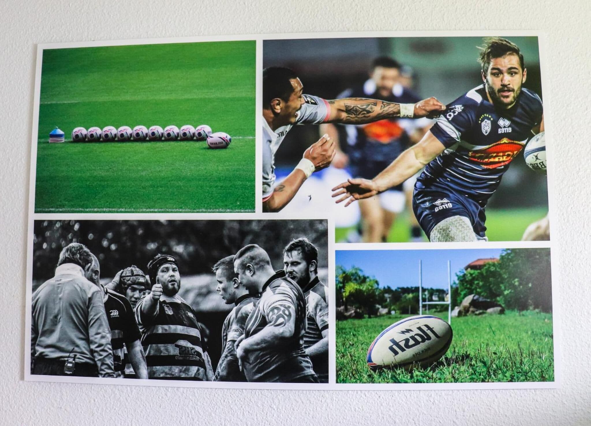 Un balón de rugby sobre un campo cubierto de césped.