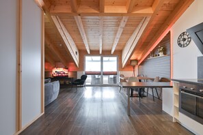 Apartment, Mountain View (Säuling) | In-room dining - FeWo am Hopfensee (Fuessen)