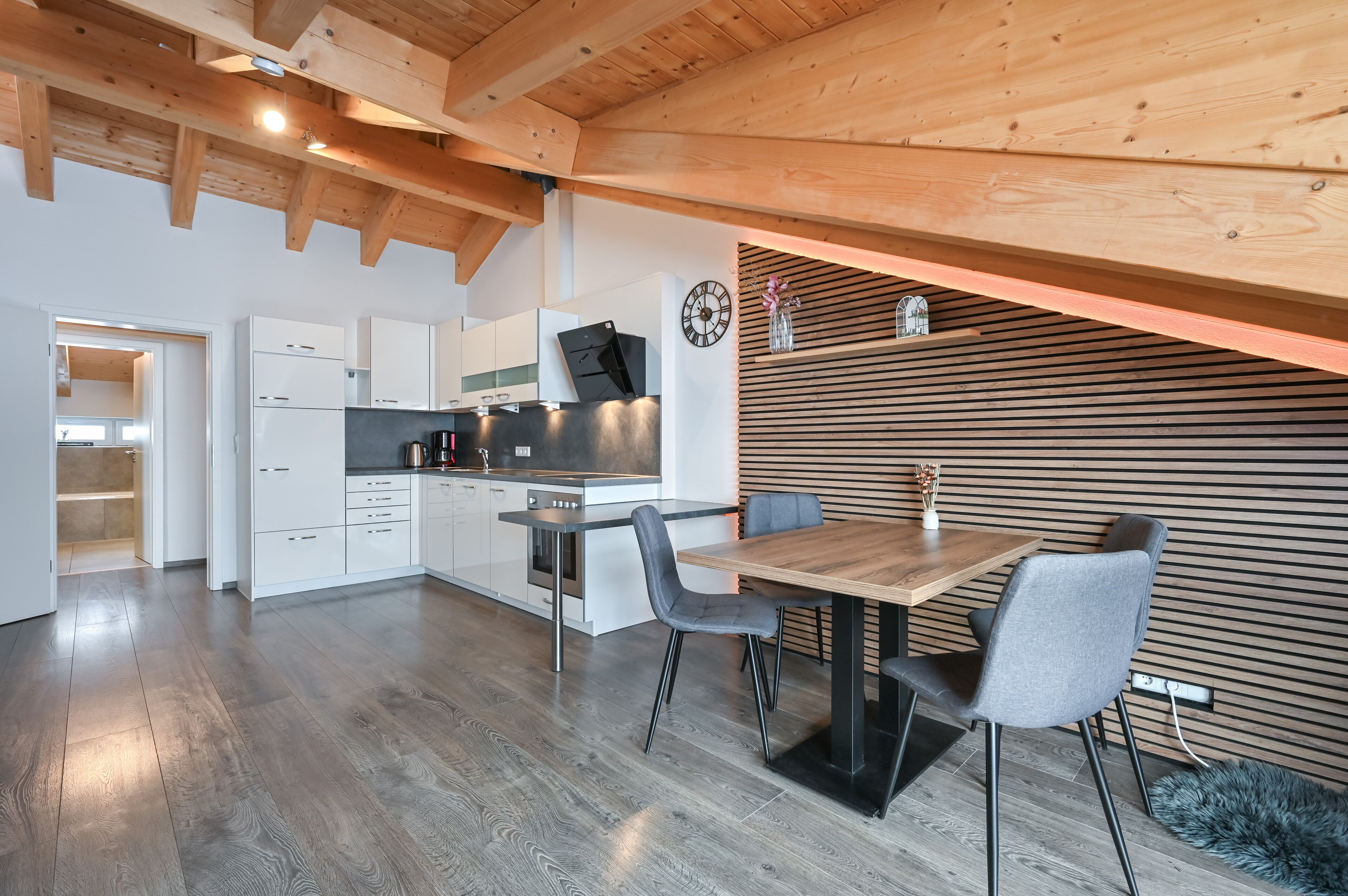 Apartment, Mountain View (Gehrenspitze) | In-room dining